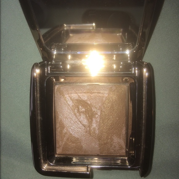 Makeup bundle. - Picture 3 of 8